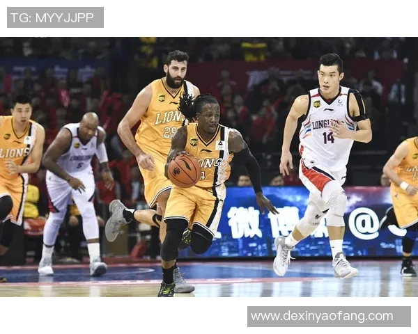 杭州篮球队强势领跑杯赛积分榜目前积分达到63分